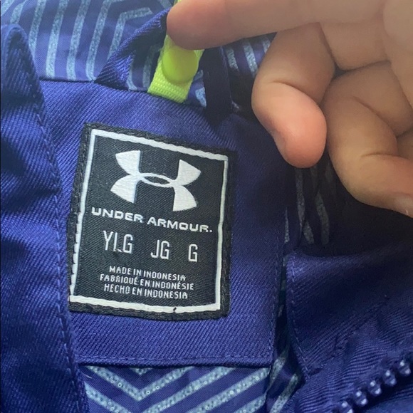 Underarmour winter jacket - Picture 3 of 3